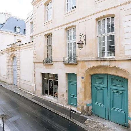 Le Marais - Modern Design