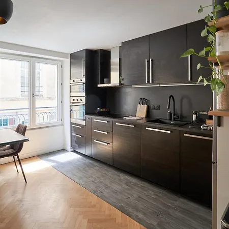 Le Marais - Modern Design * パリ