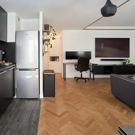 Le Marais - Modern Design * パリ